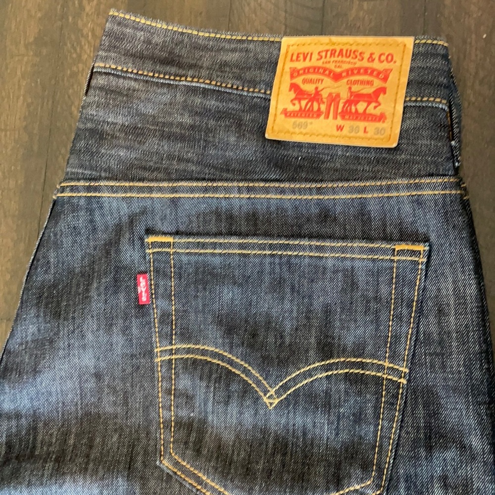 Levi’s 569 Straight leg jeans. Size 36/30